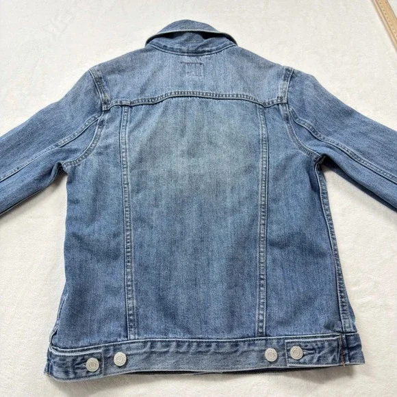 Gap Denim Jacket Womens XS Blue Excellent Medium Wash Trucker Jean Jacket - Picture 7 of 10
